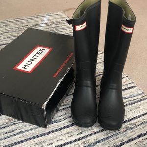 HUNTER RAIN BOOTS (huntress style)